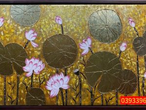 Tranh hoa sen đẹp, hoa sen dát vàng hiện đại